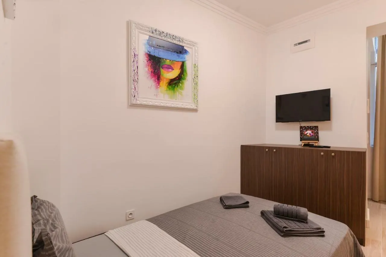 Cacao Studio Next To Crystal Garden And Russian Church By Flat Mаnager Sofia Apartment